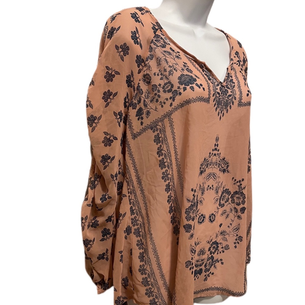 Unity World Wear top